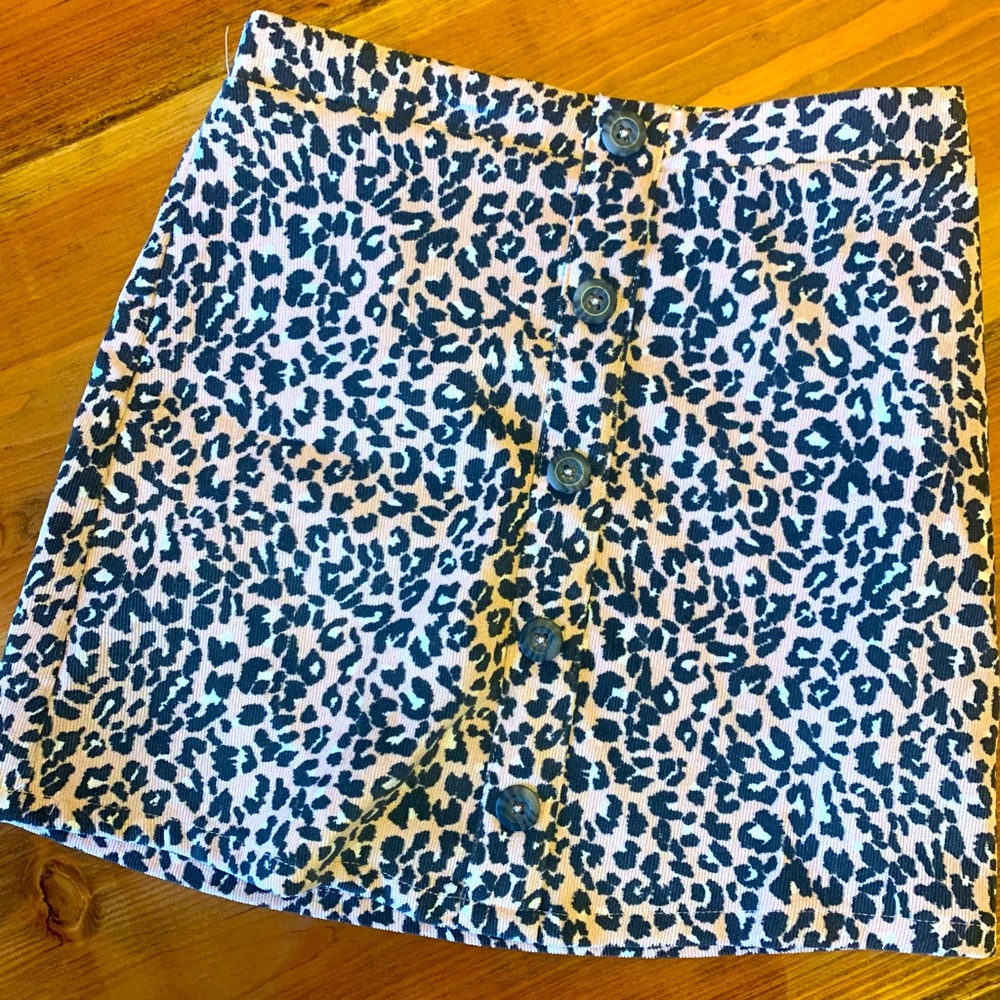 Art Class leopard skirt